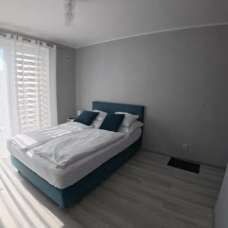 Bryant - & Homestay Wladyslawowo