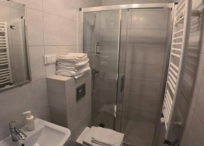 Bryant - Pokoje&apartamenty Séjour chez l'habitant *